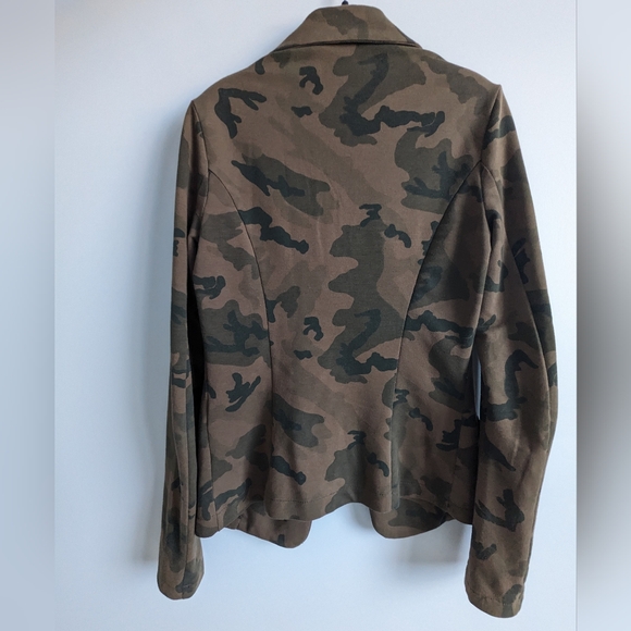 2 For $15 - Calliope military style blaser - Picture 3 of 6